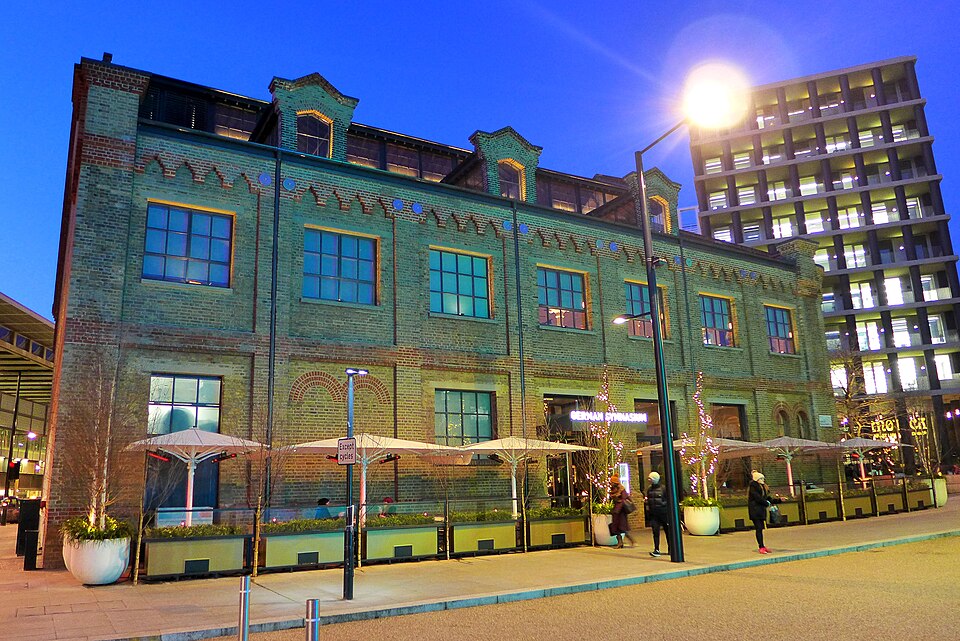 File:German Gymnasium, King's Cross, N1.jpg